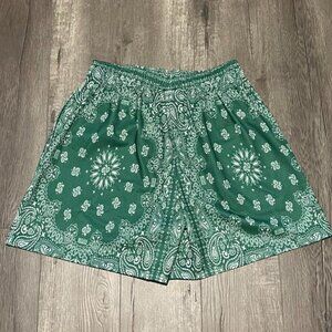 Bravest Studios Men's Green and White Shorts SZ L